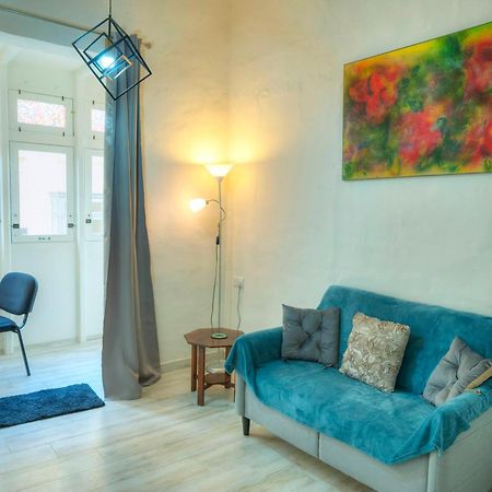 Charming 3 Storey Apartment In Valletta Centre, Ngri1-1 Exterior photo