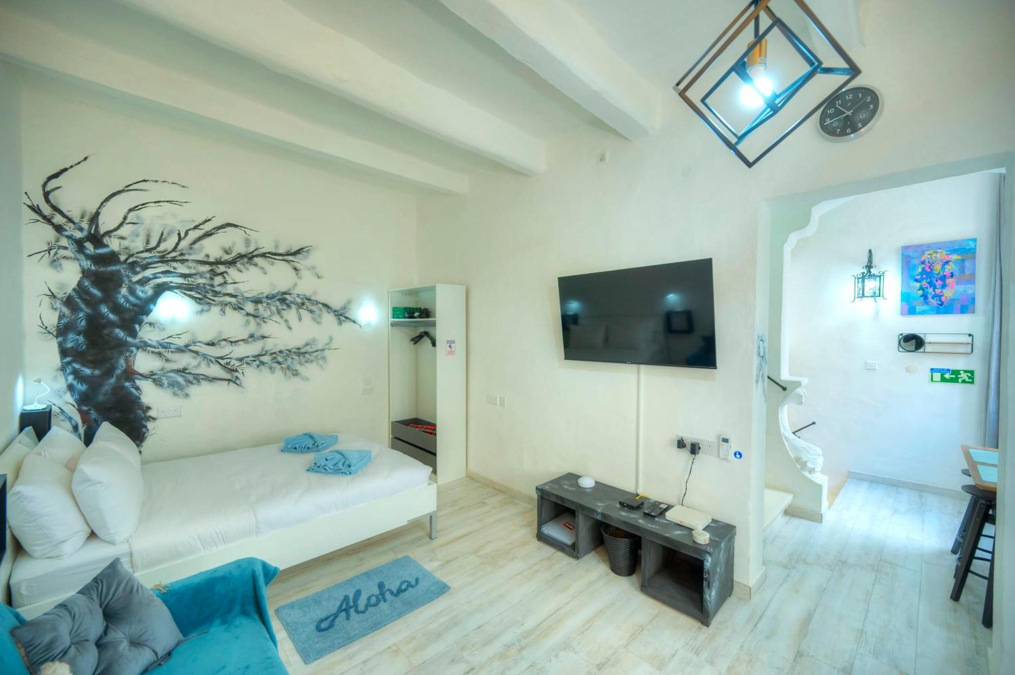 Charming 3 Storey Apartment In Valletta Centre, Ngri1-1 Exterior photo